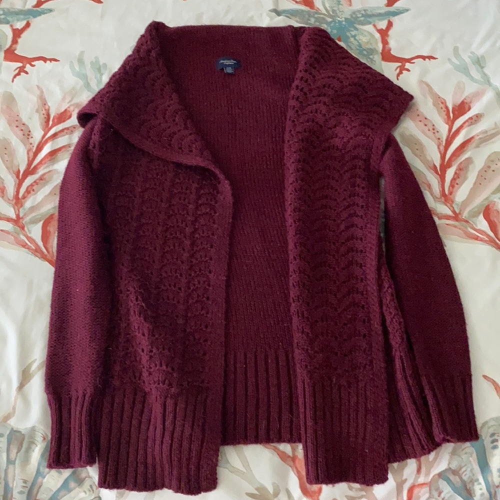 American Eagle winter  cardigan Burgundy
